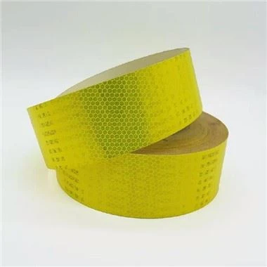 Mikroprismatisk reflekterende tape