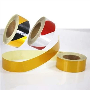 Stripete reflekterende tape